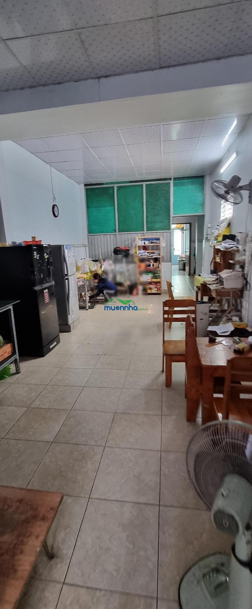 Bán nhà luỹ bán bích - 120m2 - 8.5 tỷ - ngang 5.7m - hẻm xe hơi - cách vài căn ra mt - 3pn - 4