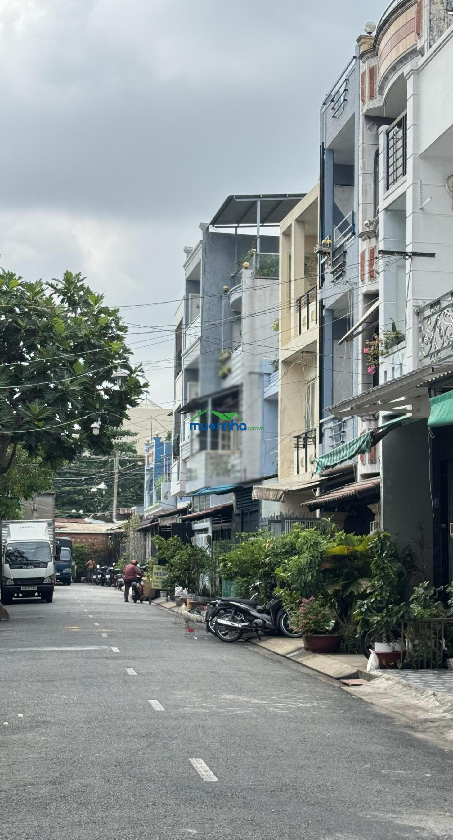 Hẻm vip 10m đường hoà bình - ngay co.op - chợ hiệp tân - an ninh - 68m2 - 3 tầng - giá 7,6 tỷ
