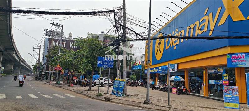 Cho thuê phòng 719 huỳnh tấn phát ( đường rộng trước nhà rộng 14m)