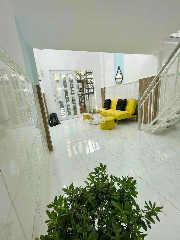Nhà riêng 1t1l cv tầm vu đi bộ 2phút - 3