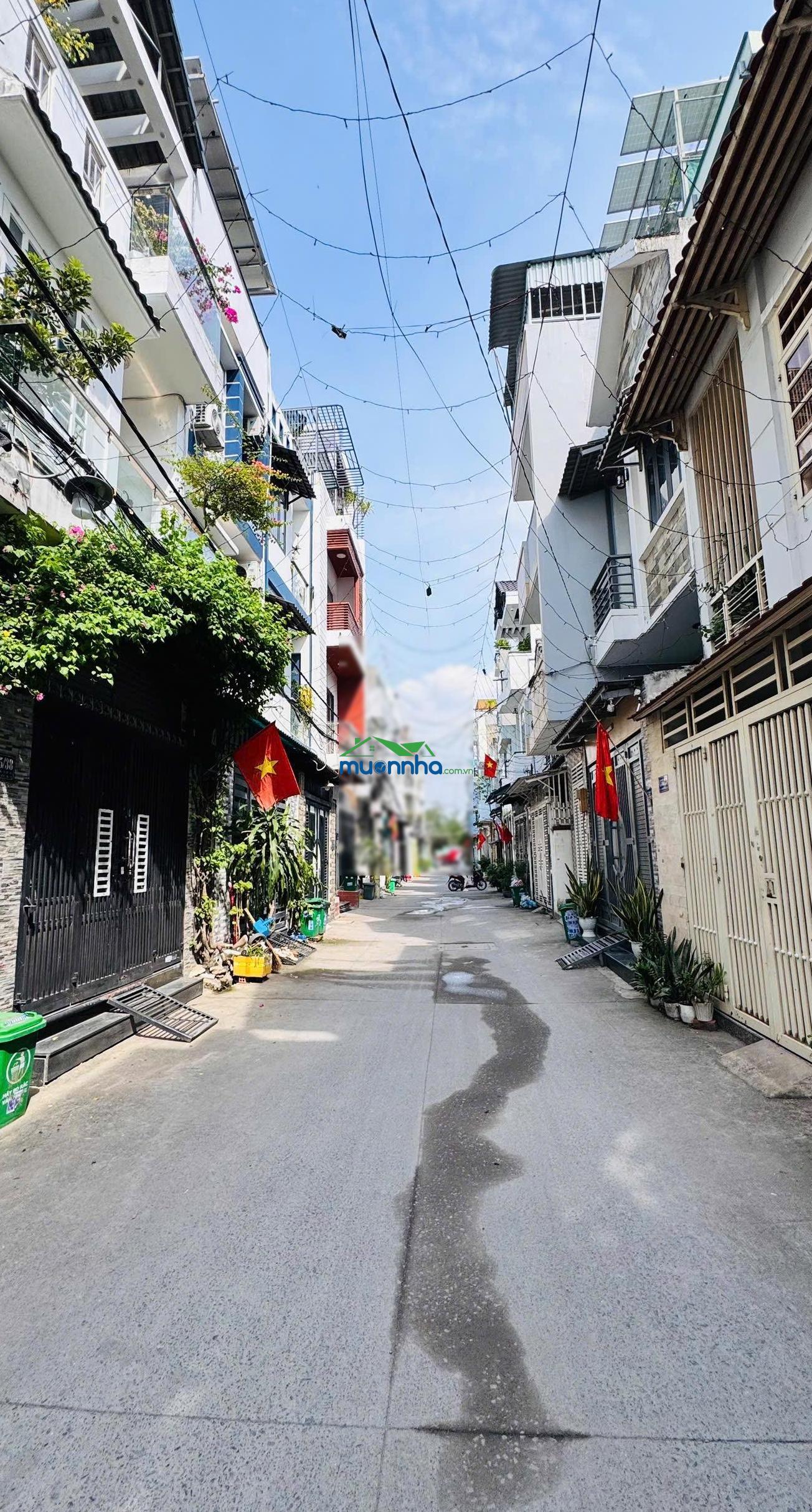 Nhà 3 tầng - gần chung cư thạnh lộc - chỉ hơn 5 tỷ - 2