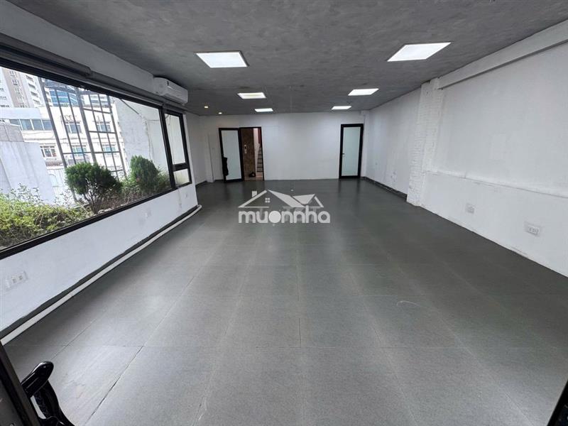 Có văn phòng 10 - 30 triệu  dt từ 70 - 150m2 - tòa nhà mới - hiện đại