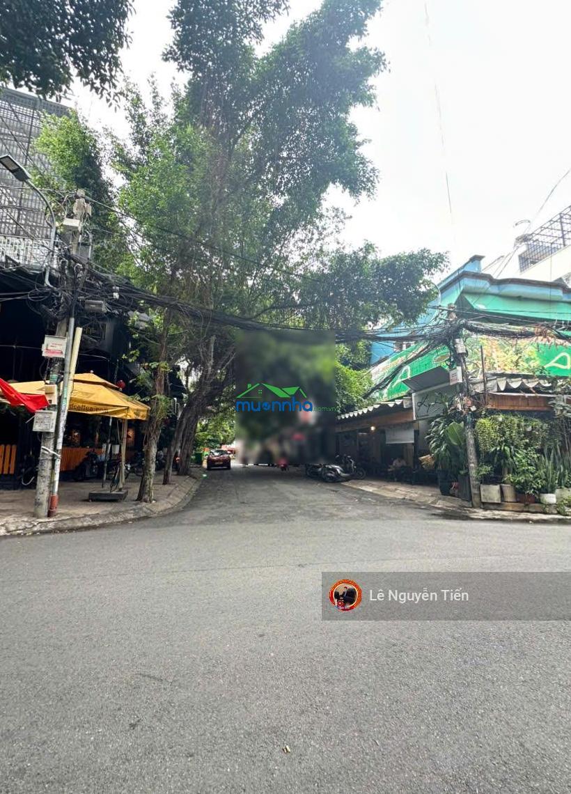 Góc 2mtkd ngay ngã tư tân sơn nhì. dt: 13x19m nở hậu 17m