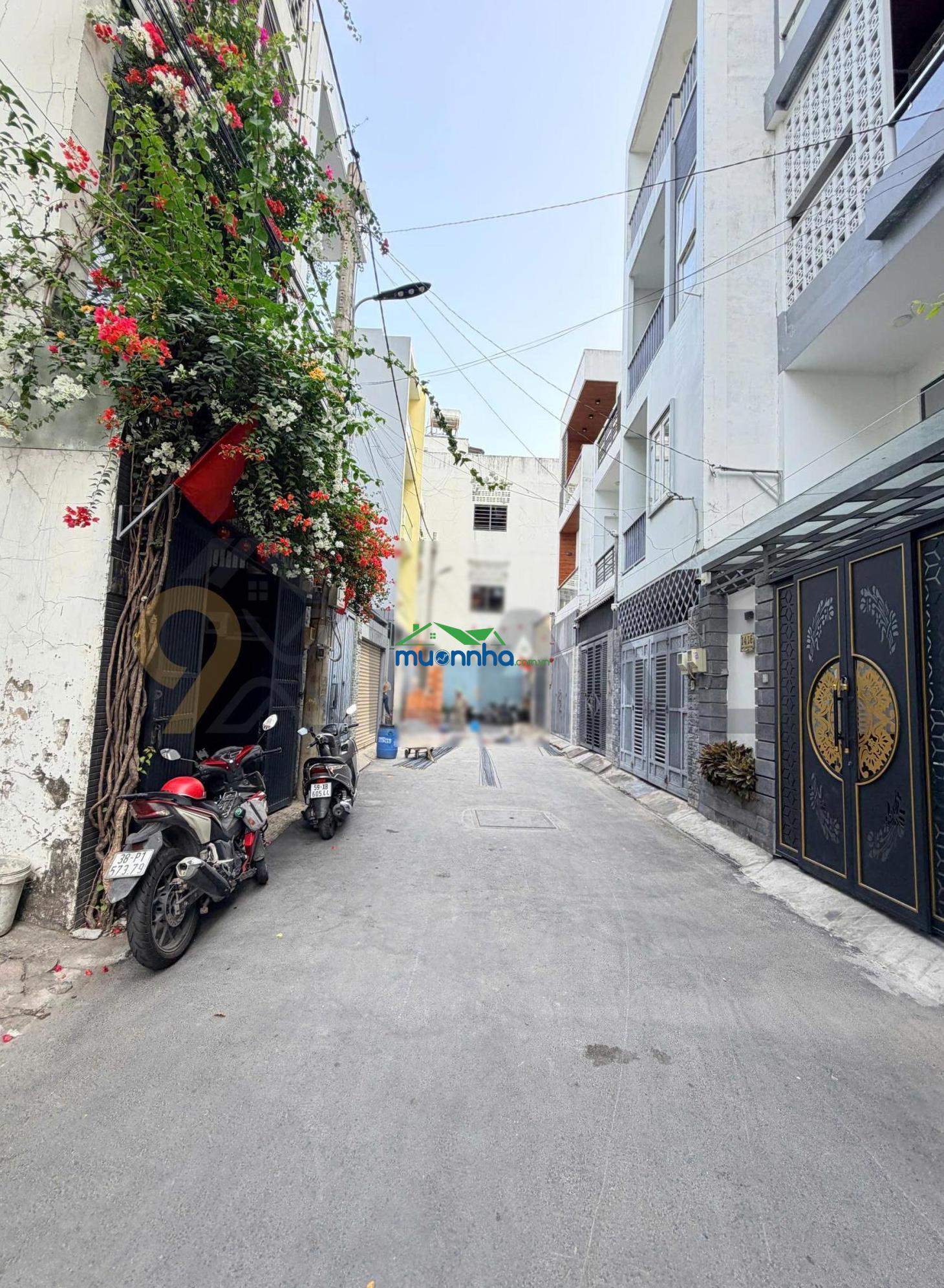 Bán gấp nhà hẻm thông 6 mét đường lê văn chí, dt: 225m2, ngang 10 mét, giá 61,3 tr/m2, thương lượng - 4