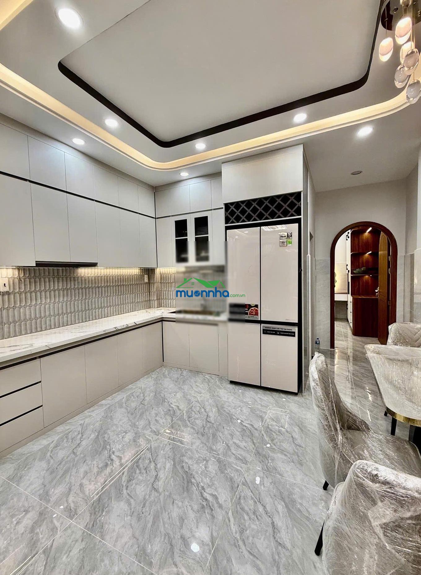 Bán nhà mới đẹp tặng full nội thất hẻm xe hơi lý thường kiệt - tân bình