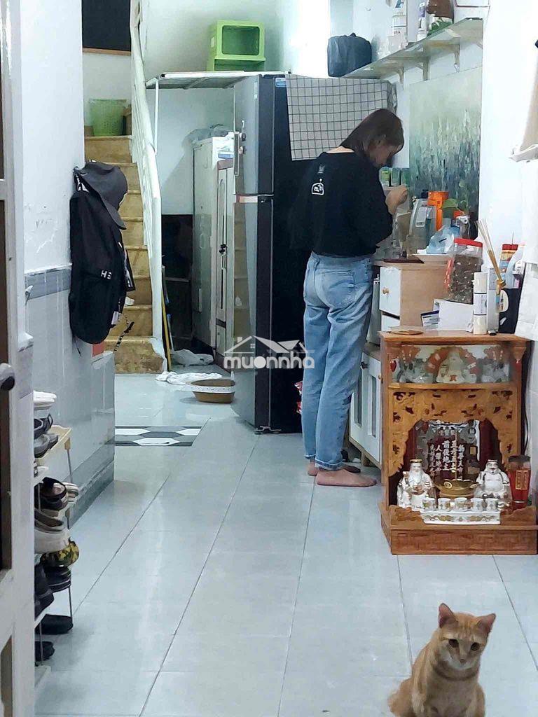 Cho thuê nhà 3pn 2wc