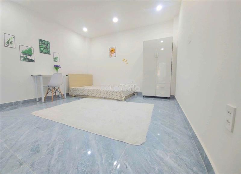 Nhà đẹp mới hẻm lớn đại lộ