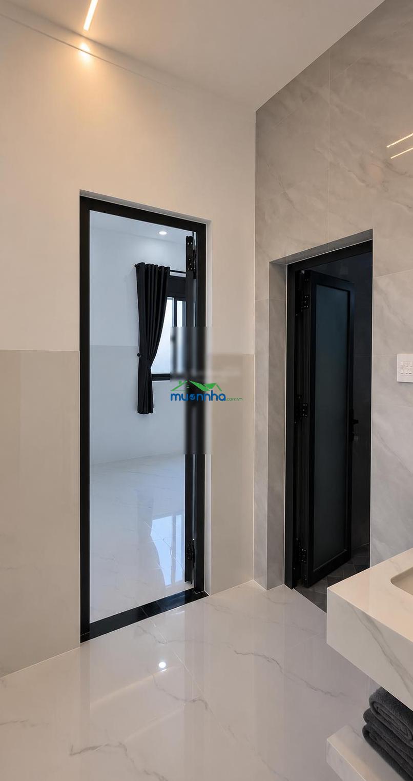 Bán nhà sổ riêng 100m2, ngay chợ bình chánh - 2