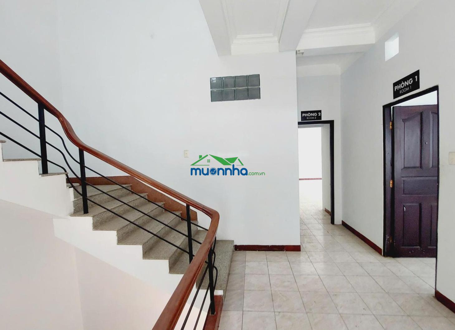 Bán gấp nhà phố hẻm 10m khu hoàng việt tân bình 5,2x28,5m - dtcn: 133m2 - 4 tầng 21,5 tỷ