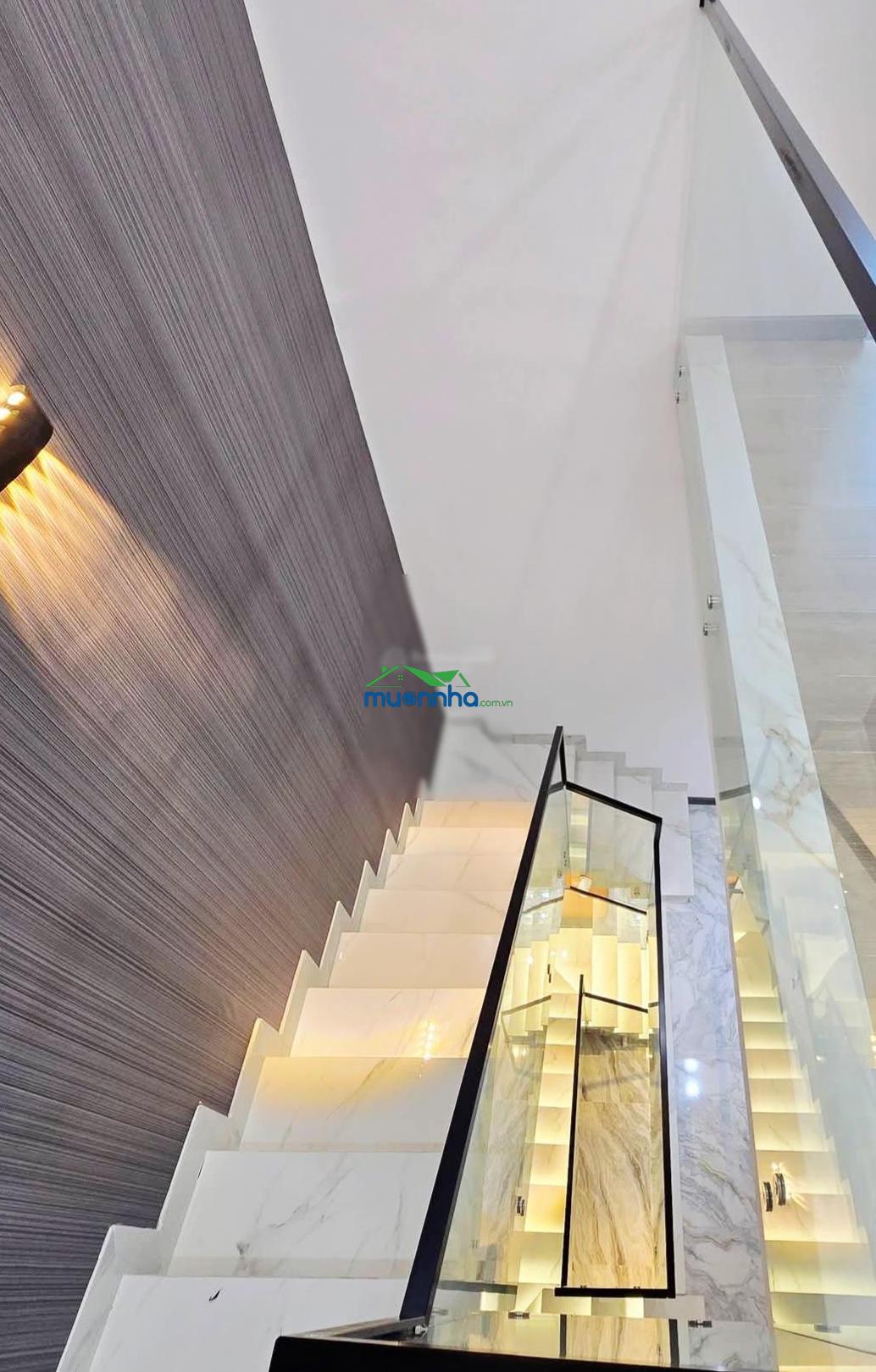 Kdc cao cấp hàng xóm phú mỹ hưng, quận 7, ngang 5m, 4 tầng thiết kế, full nội thất. chỉ 11 tỷ..xx