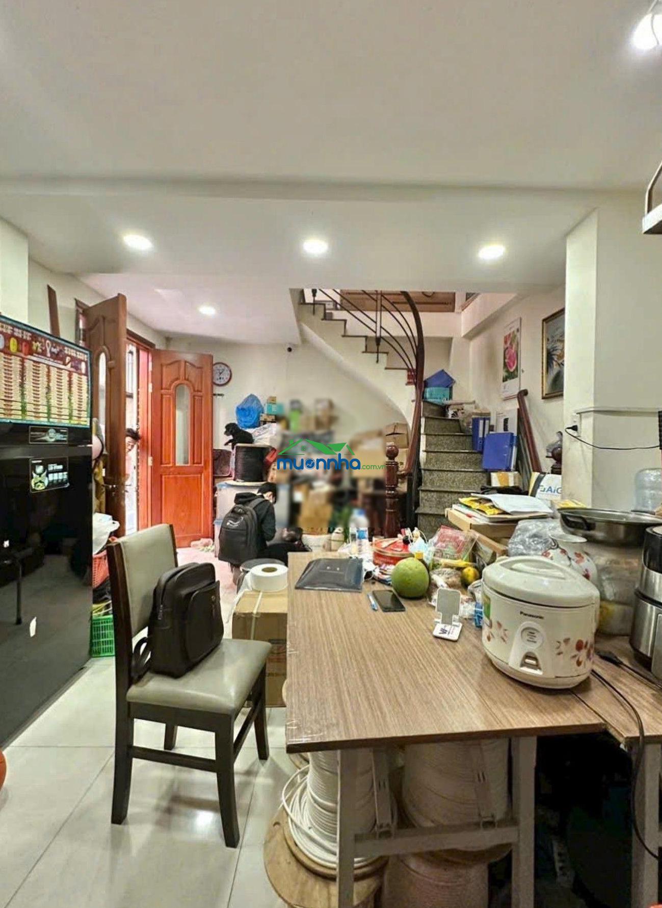 Nhà đẹp kiên cố ngang lớn sát mặt tiền đường bùi thị xuân. giá chỉ 8,9tỷ. - 2