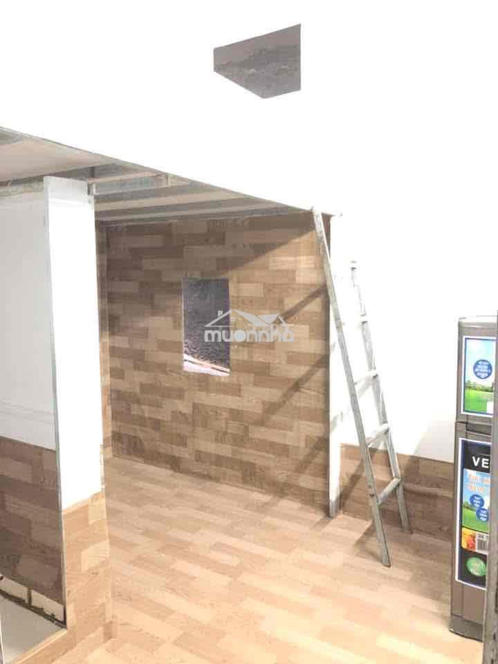 Phòng đẹp, máy lạnh, giá rất rẻ bình thạnh