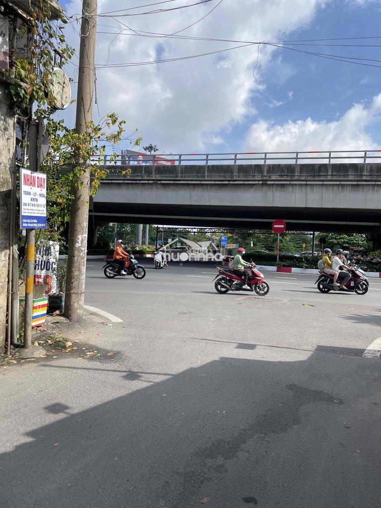 Phòng sân vườn mới xây dựng - chính chủ - Ảnh 3