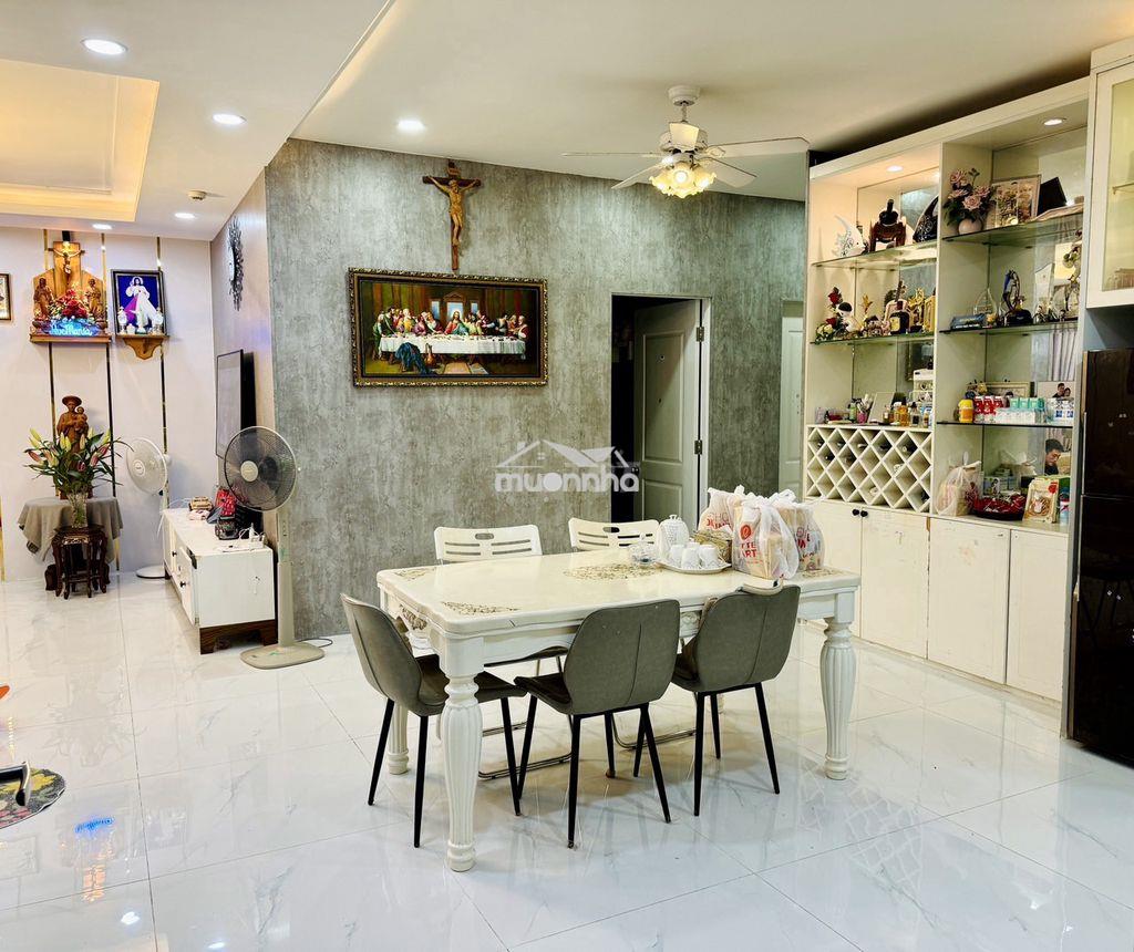 Chính chủ cần bán căn hộ dragon hill 1 - 122m² - căn góc đẹp - sổ hồng - 3