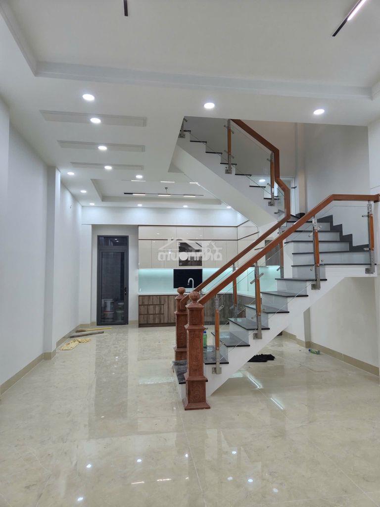 Bán nhà 1t/3 lầu 4pn,5wc  đường 359 đỗ xuân hợp, phước long quận 9