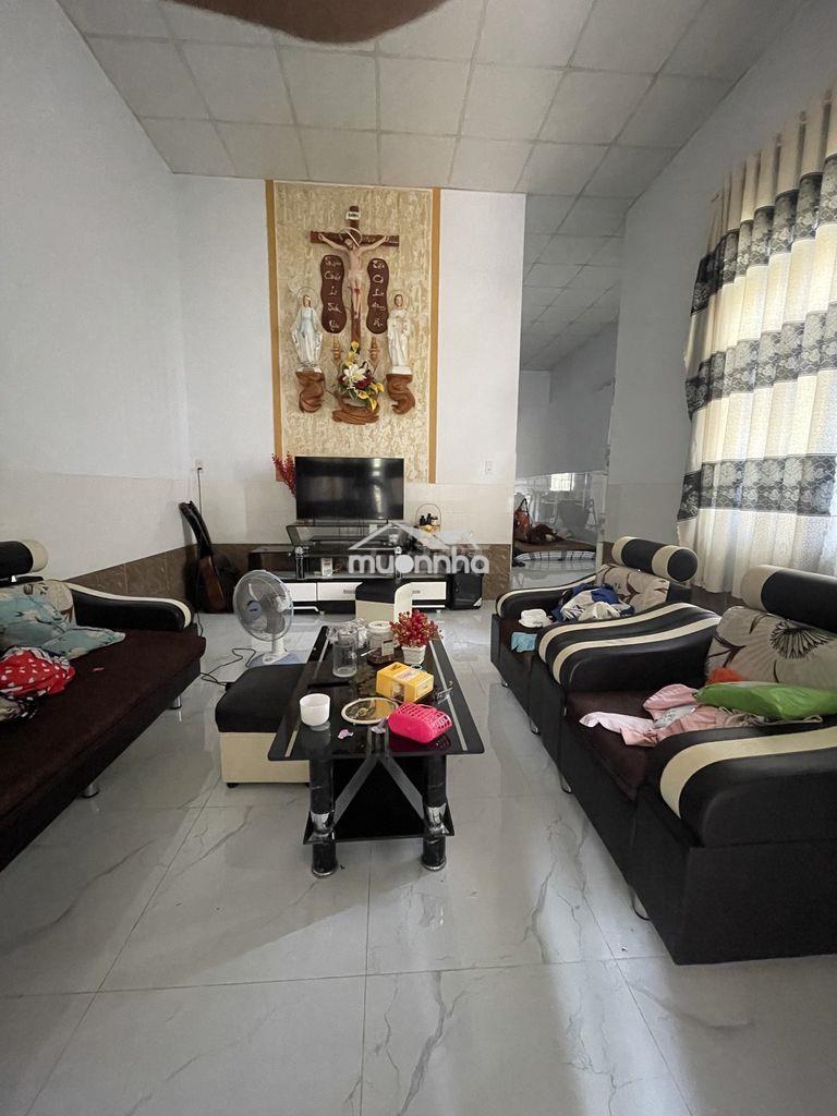 Cần bán gấp nhà cách ql 20 100m, cách trường,chợ, unnd 600m