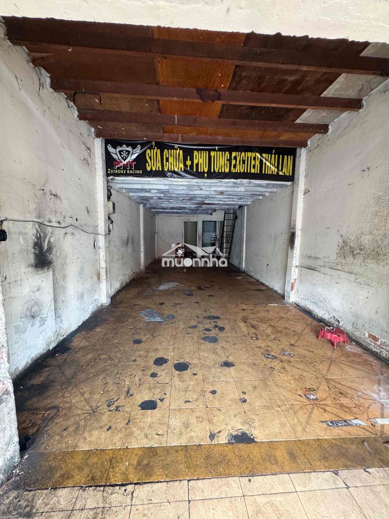 Cho thuê nhà , mặt tiền dt 4m10x26 gác lửng 2 mặt trước sau - 3