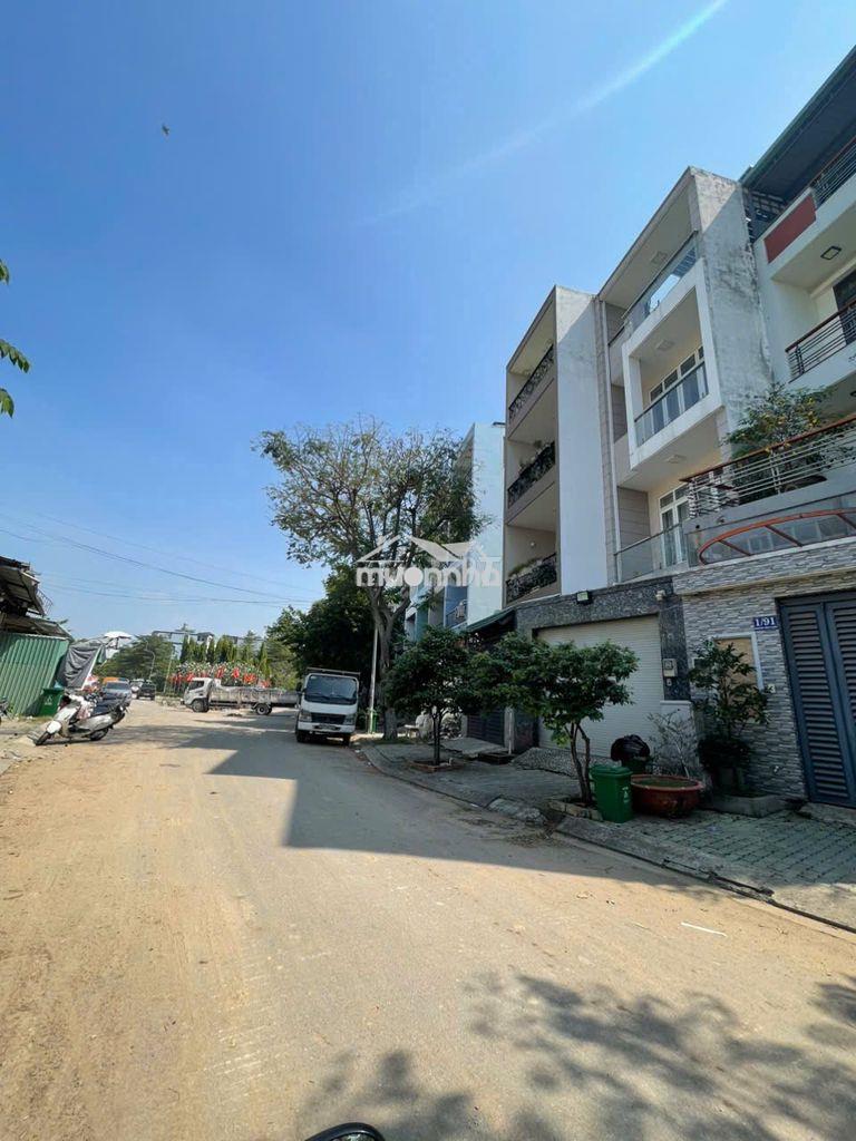 Cho thuê nhà nguyên căn 5x20m 4 tầng mới cứng xe hơi ngủ trong nhà 