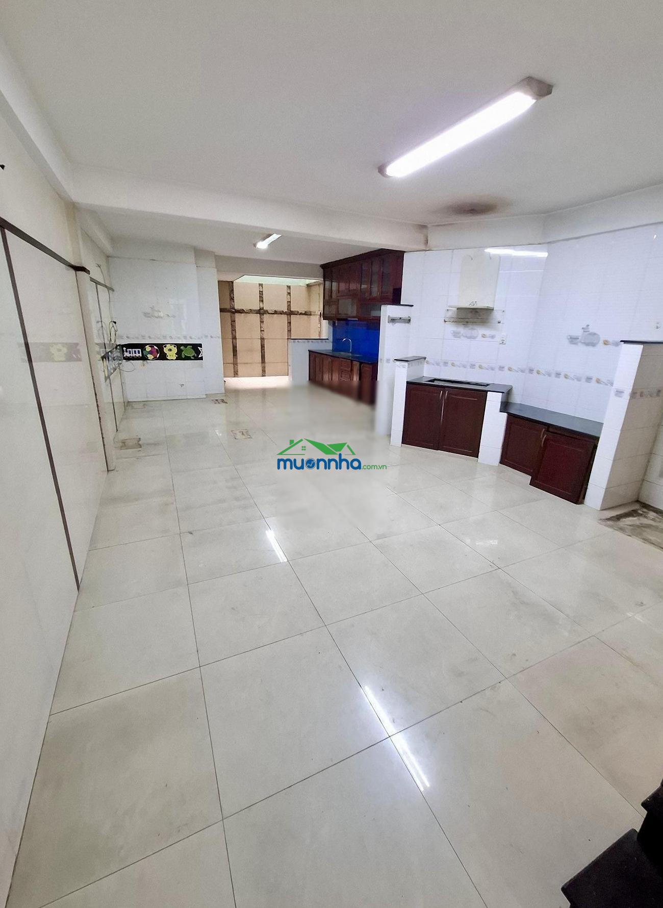 Chủ giảm mạnh nhiệt bán nhà cũ ngay võ thành trang. 78.5m2 chỉ 4.8 tỷ dòng tiền - 4