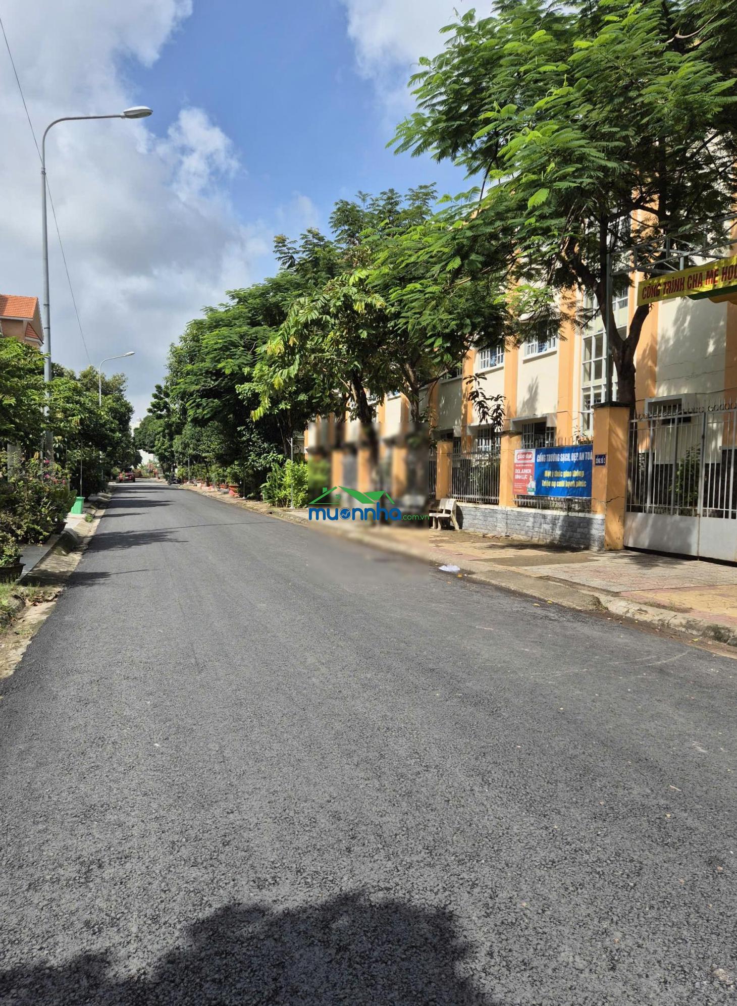 Bán nhà riêng tại phước bình, 10,5 tỷ, 88 m2, đường 12m, khu vực đầy đủ tiện ích đẹp nhất quận 9 cũ