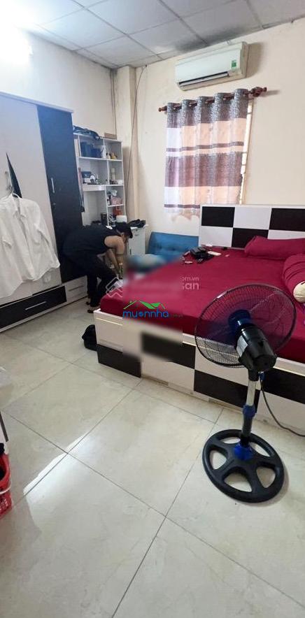 Bán nhà 3 mặt tiền hẻm 2 tầng (5x10) vũ huy tấn quận bình thạnh ngay quận 1 hxh thông. 7 tỷ tl - 2