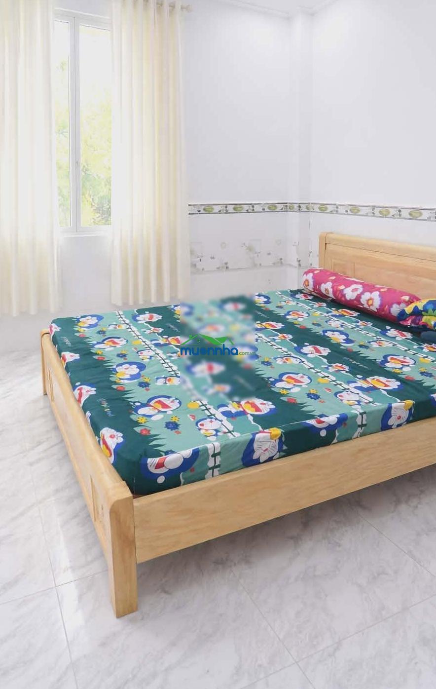 Nhà 3 tầng - nguyễn bình - có sân vườn, xe ô tô đậu trong nhà, 8,1m*11,4m - 4 pn - lh: 0938 300 ***