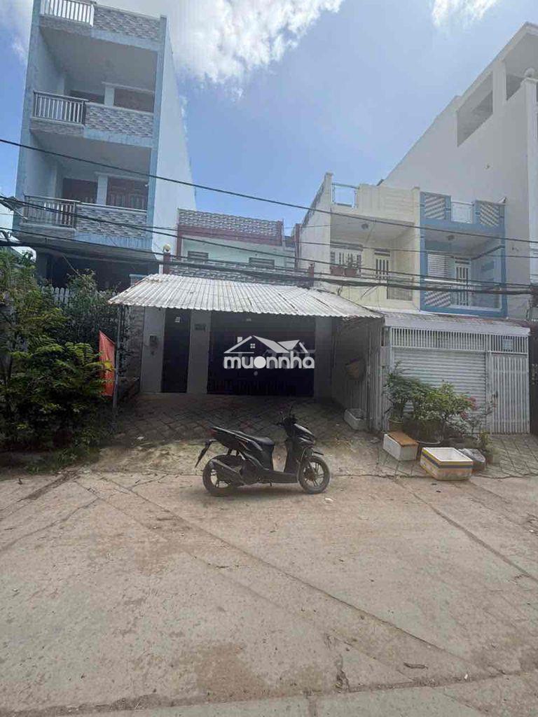 Nhà thuê dt 300m bùi tư toàn an lạc bình tân giá 13tr