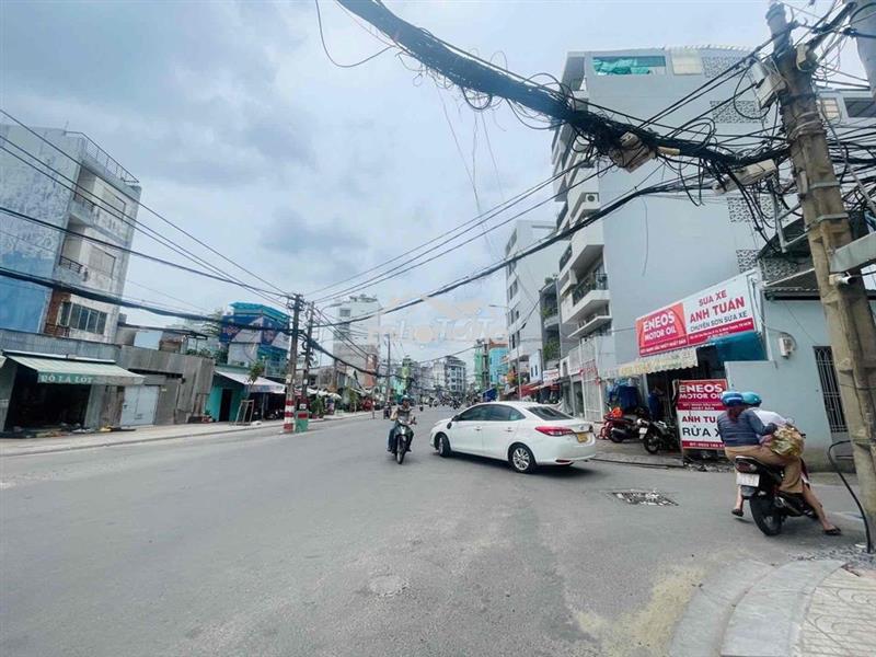 Chỉ: 5,65 t.ỷ 🌼4 tầng 6pn 6wc hàng siêu hiếm hxh 🚘xe tải  sát đại học
