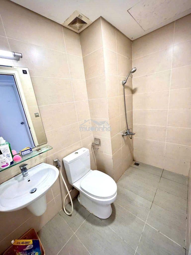 Phòng mới với wc chung trong cc lux garden với an ninh 24/24 ở quận 7 - 4