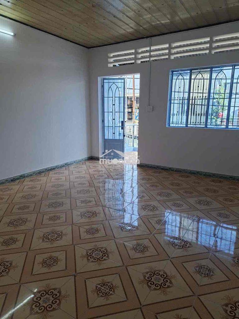 Nhà mtkd sầm uất 4,5x13 2pn 1t1l nam hoà pla q9
