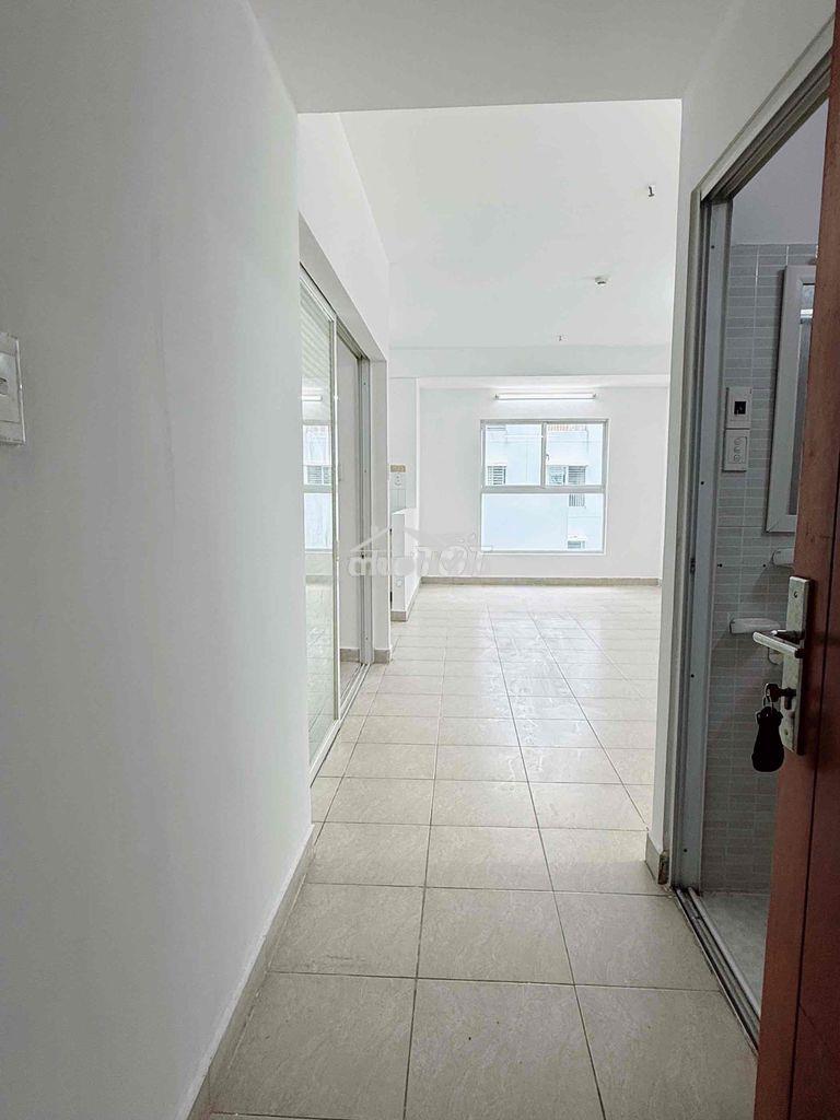 Chính chủ bán căn hộ ehome 3 1pn 1wc, căn góc