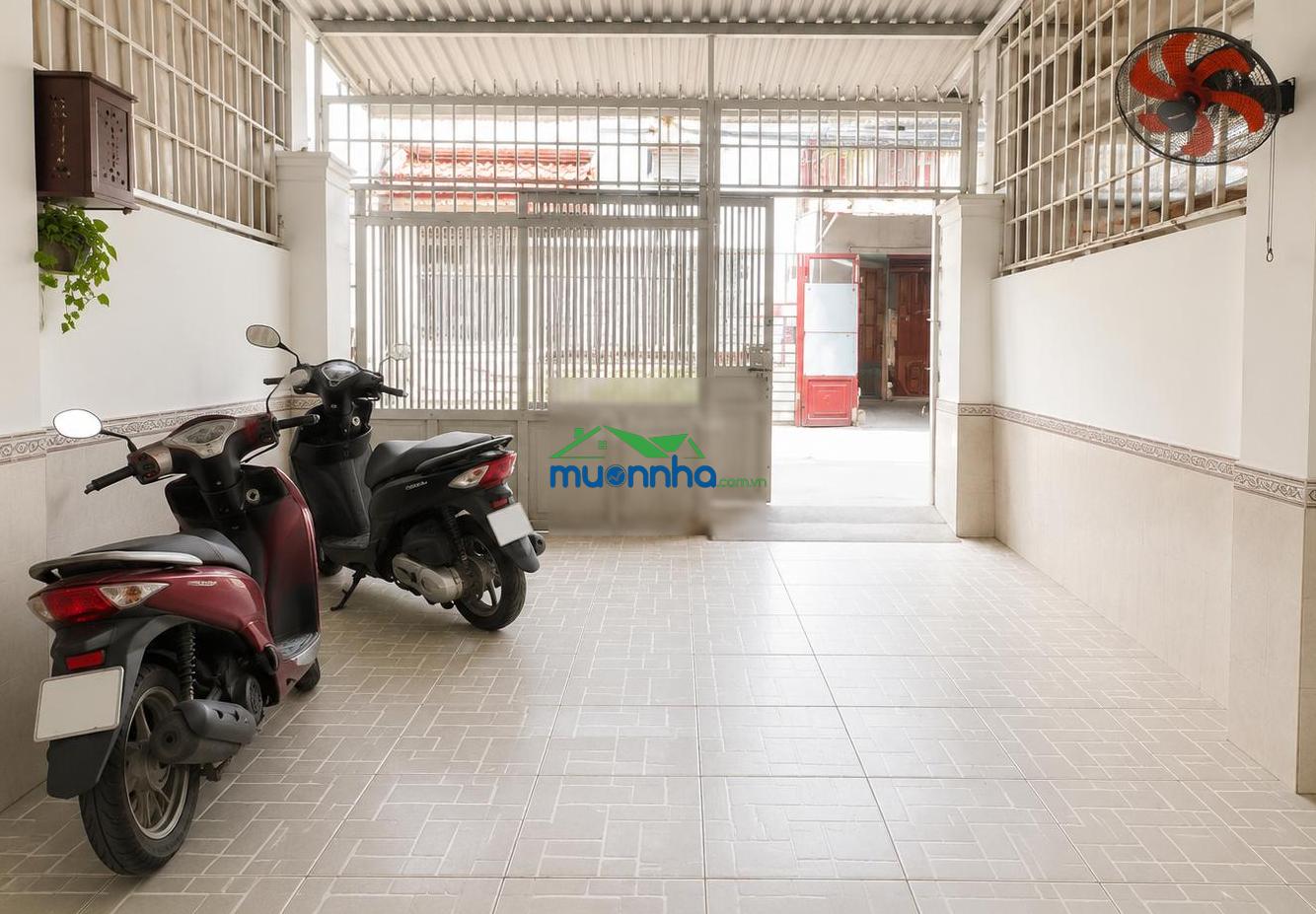 Bán nhà 2 tầng 75m - 4pn - trường thọ - hẻm xe hơi - ngay đường số 11 - chỉ 5,15 tỷ