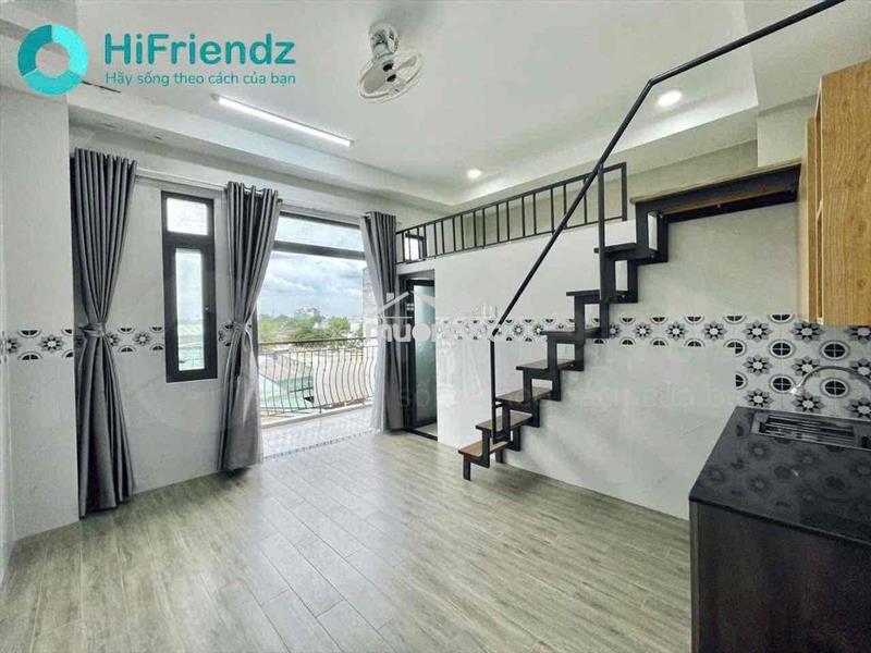 2 không gian ngủ đẹp giá rẻ ban công lớn thoáng mát rộng 40m2 gần vlu