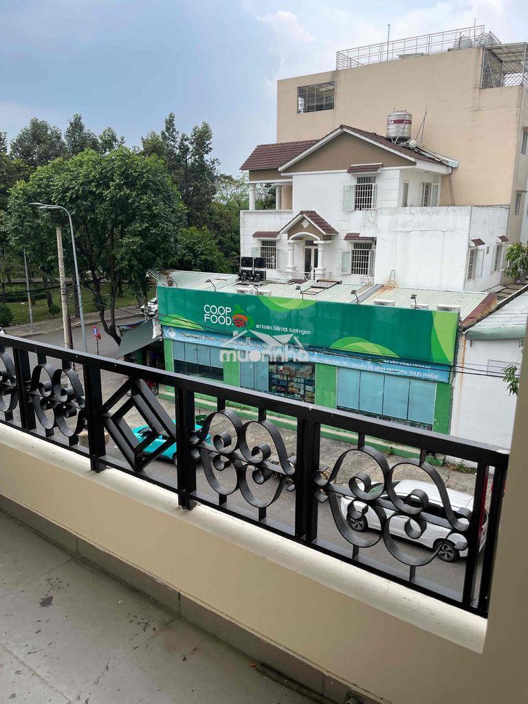 Nhà mới, phòng đẹp ngay mặt tiền đường 23 , khu binh phu q6