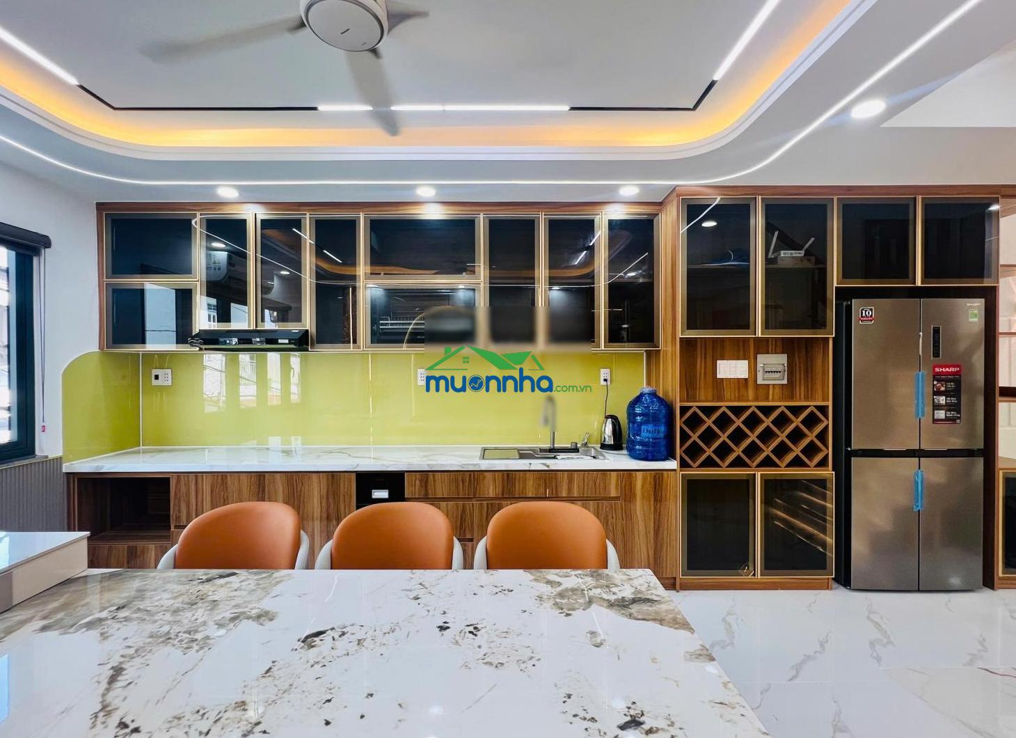 Bán nhà bình tân, mới xây hương lộ 2, gần bốn xã, 60m2 x 5 tầng, giá tốt 7,8 tỷ