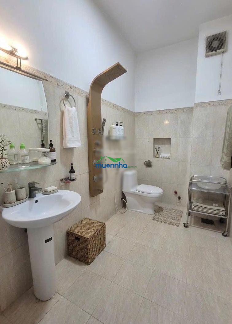 Nhà đẹp kdc phú nhuận thới an, quận 12 chỉ 9.9 tỷ tl 114m ngang khủng 5.7m - 3