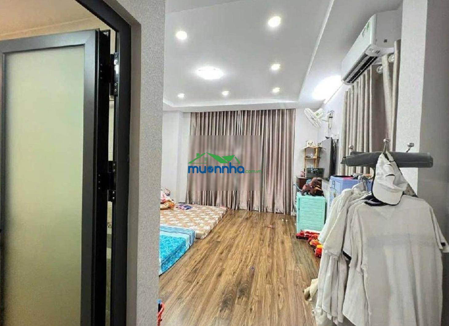 Quận 10 gần hẻm xe tải tô hiến thành nhà 4 tầng kiên cố 5pn sát đại học bách khoa