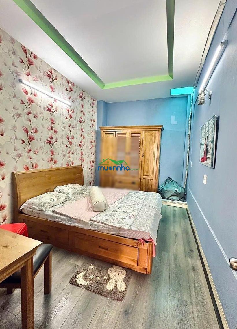 Nhà ngay sau lưng emart - hẻm 4m - 5,2 tỷ - 3pn