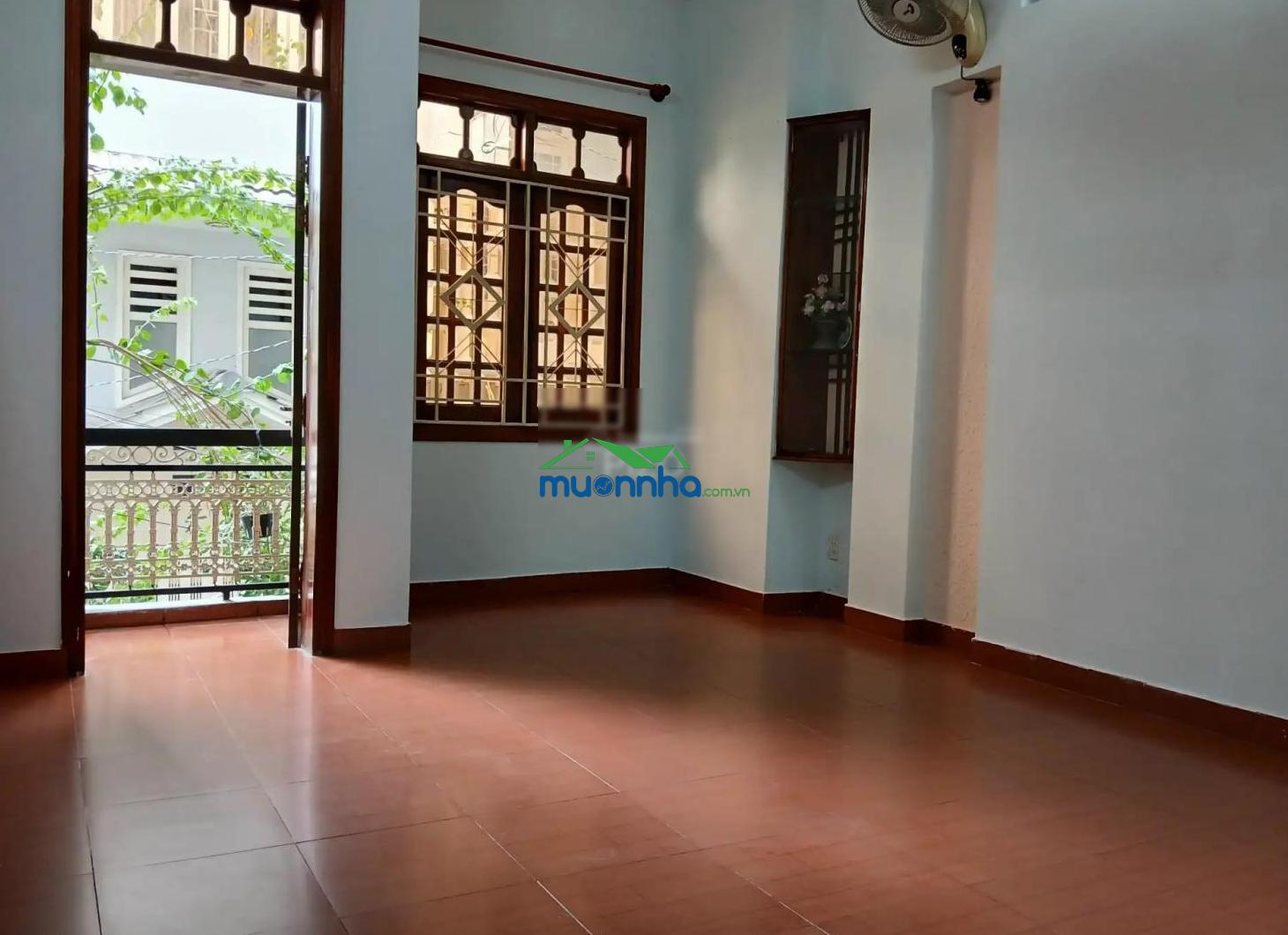 Mặt tiền hẻm xe hơi 10m phan huy ích, p15, chỉ 9,5tỷ dt: 3,7x20,1m, cn: 68,44m2, kc 5 tầng vuông a4