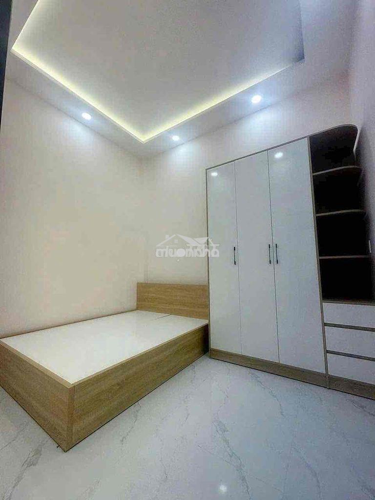 Chính chủ cho thuê hẻm xe hơi rộng rãi