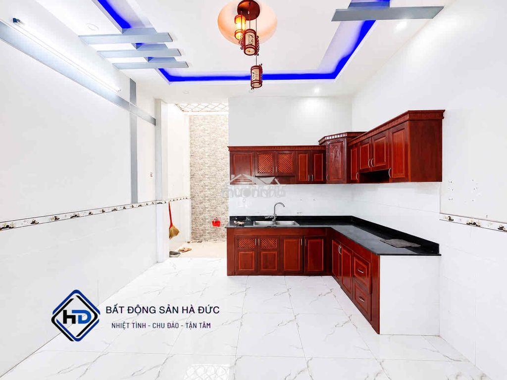 Nhà trệt 3 lầu 4x20 có sân đậu xe hơi cách lê thị riêng 100m - 3