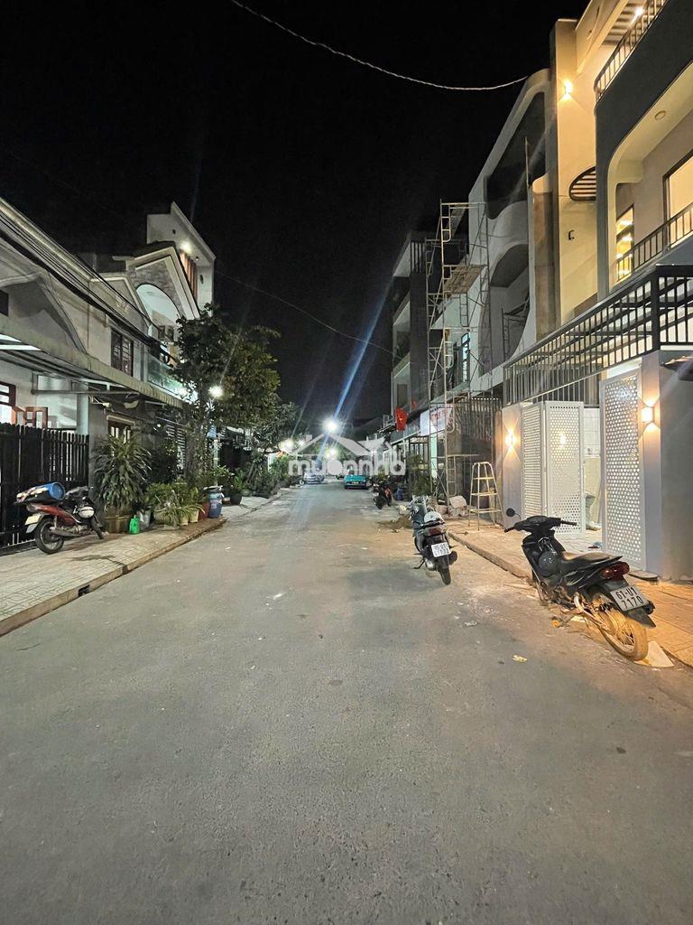 Nhà hxh 10m đường nguyễn thi minh khai - ga dĩ an, đất 65m, 3.2 tỷ - 3