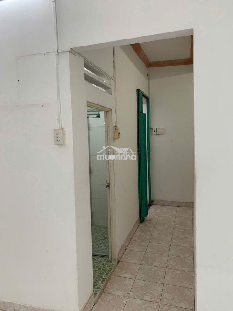 Gia đình bán căn hộ phan văn trị  - chủ rất thiện chí -56m2,2pn 2wc