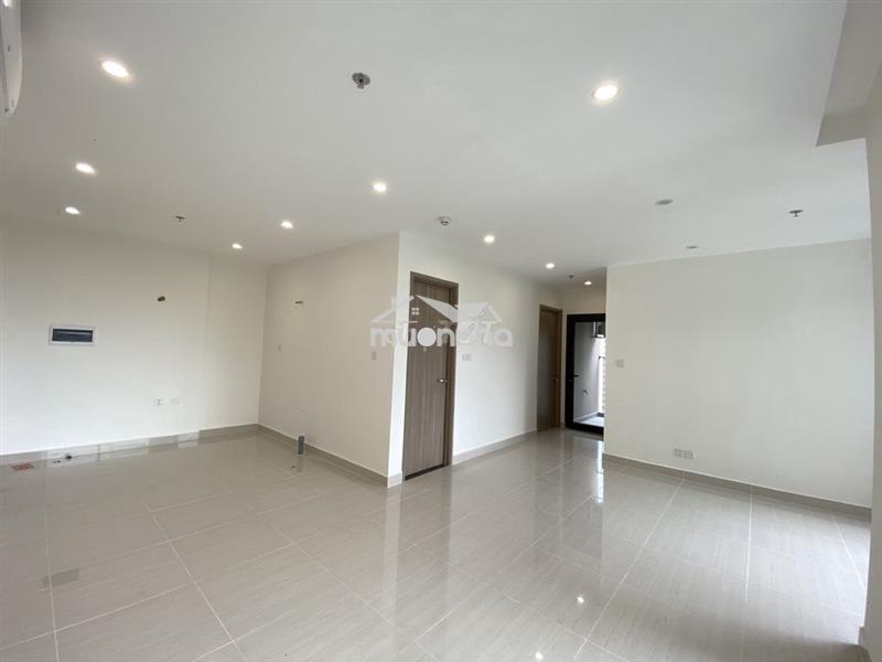Cho thuê căn hộ góc 2pn+ vinhomes grand park nhà trống view hồ bơi