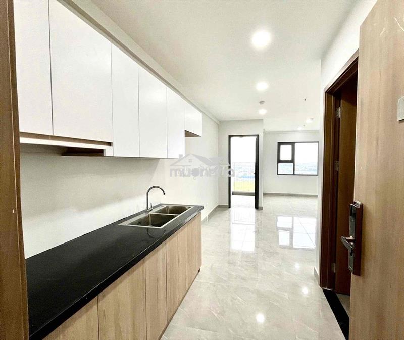 Cho thuê căn studio legacy 33m2 nhà trống nội thất cơ bản ở đc 1-3ng