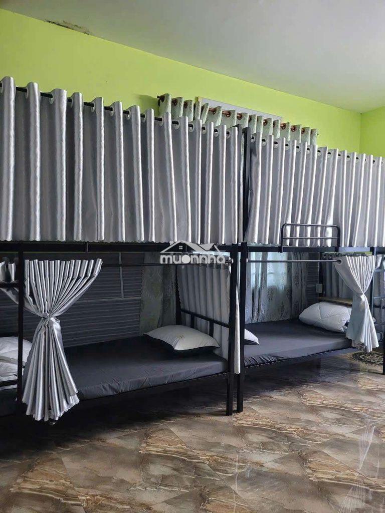 Phòng trọ kí túc xá máy lạnh bao điện nước trung tâm gần trường