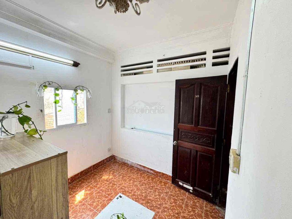 Phòng cuối giảm mạnh cho thuê nhanh còn thơm mùi sơn thoáng mát - 3