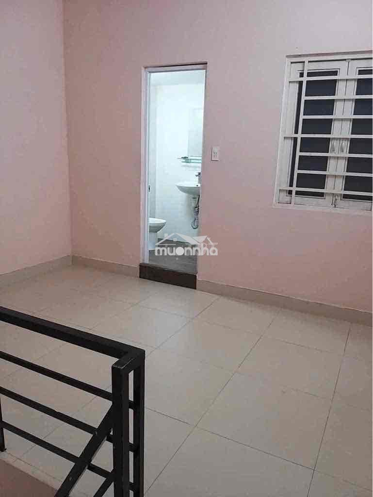 Cho thuê nhà 1 lầu hẻm xe tải đường thạch lam, 4pn, giá 13tr / tháng - 3