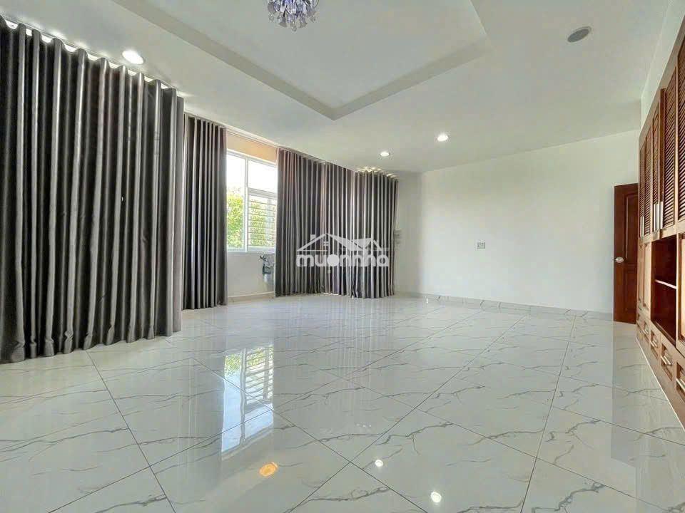 Siêu hot khu đường hoa - 48c hoa sứ, phường 2, phú nhuận - dtsd 288m2 - 4