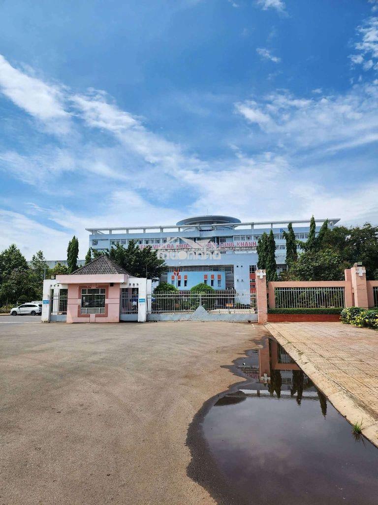 Đất nền gần đường vành đai 1, bệnh viện